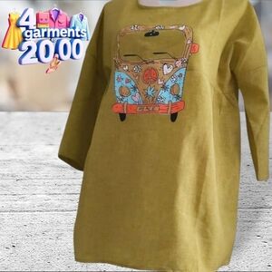Woman's boho inspired top size M